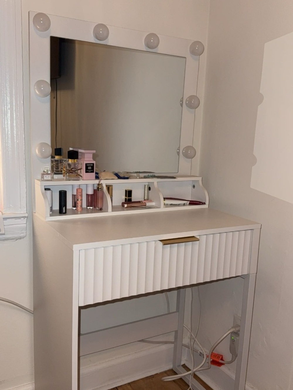 BRAND NEW MODERN VANITY